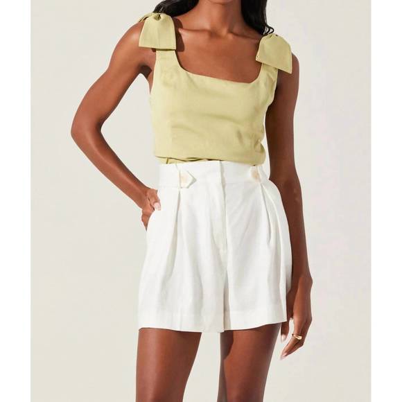 ASTR Tops - NEW ASTR jessica bow detail top in matcha
